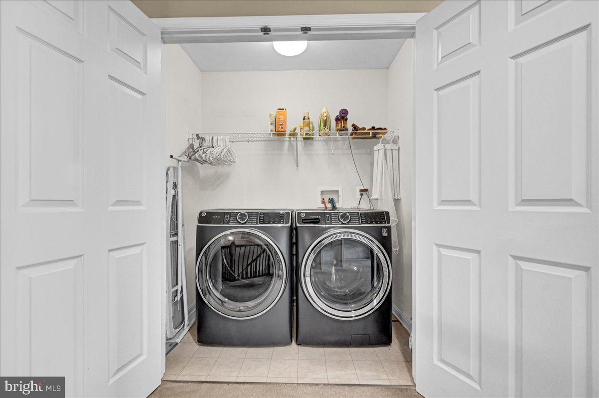 MANCHESTER FARMS - Residential