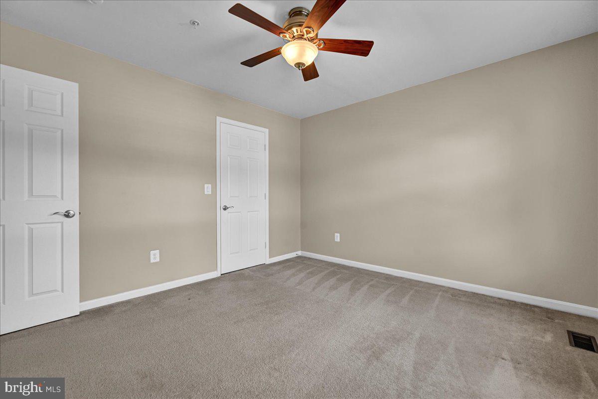 MANCHESTER FARMS - Residential