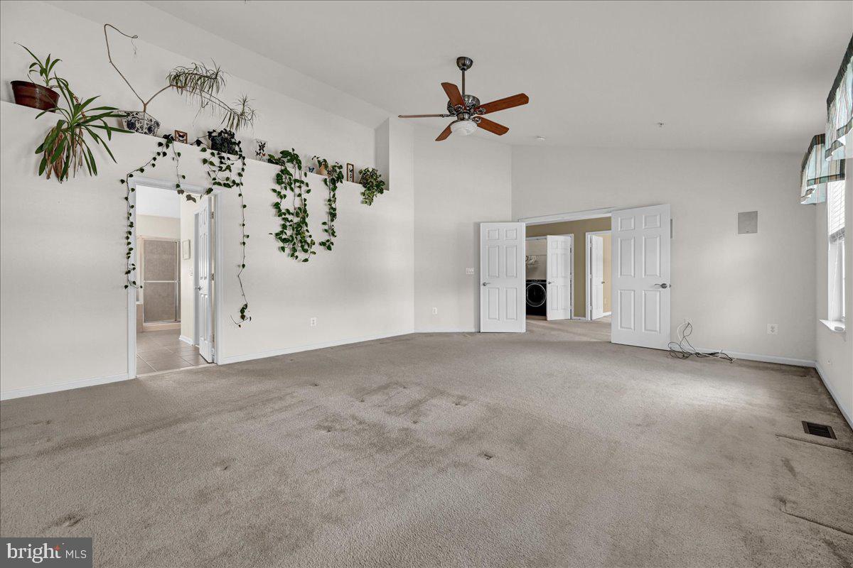 MANCHESTER FARMS - Residential