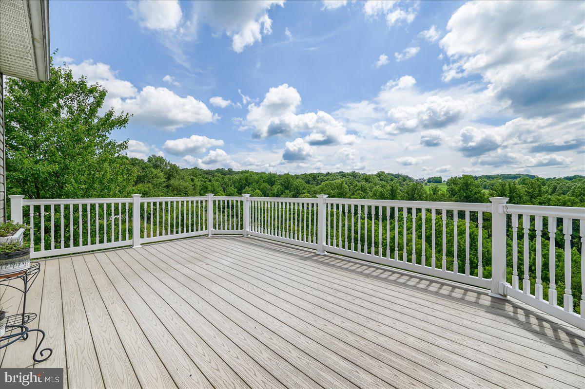 MANCHESTER FARMS - Residential