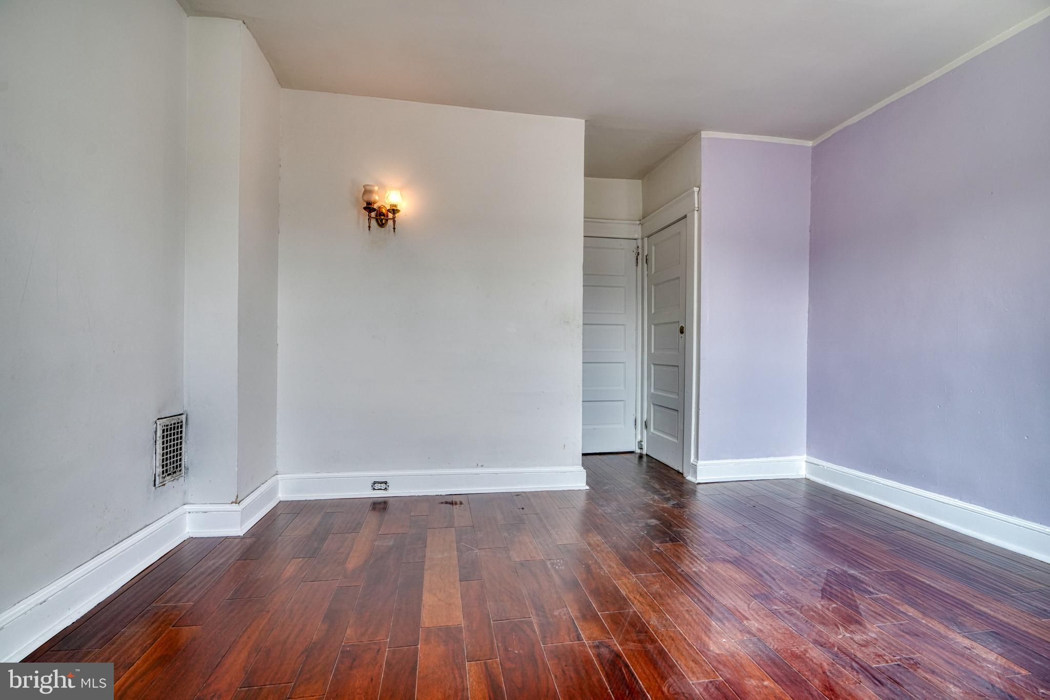 MADISON EASTEND - Residential