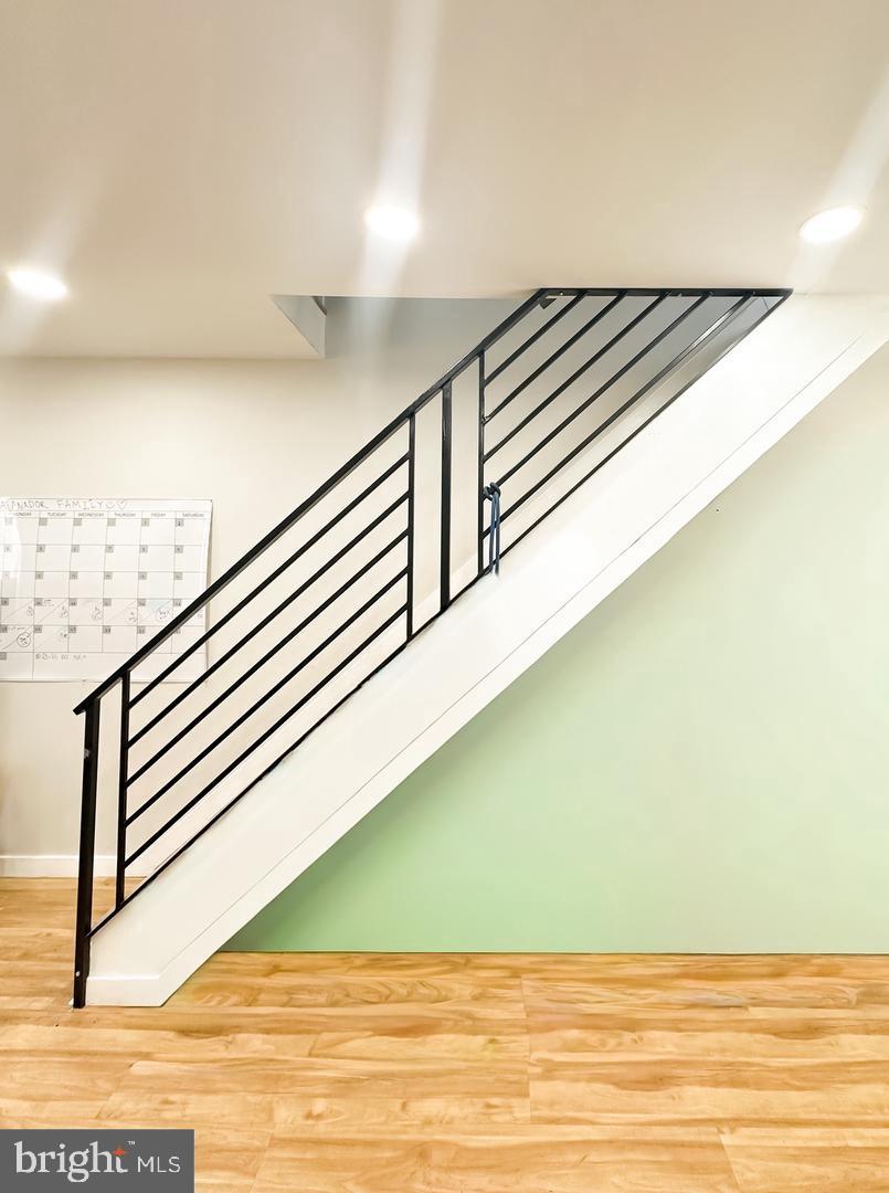 LOWER MOYAMENSING - Residential