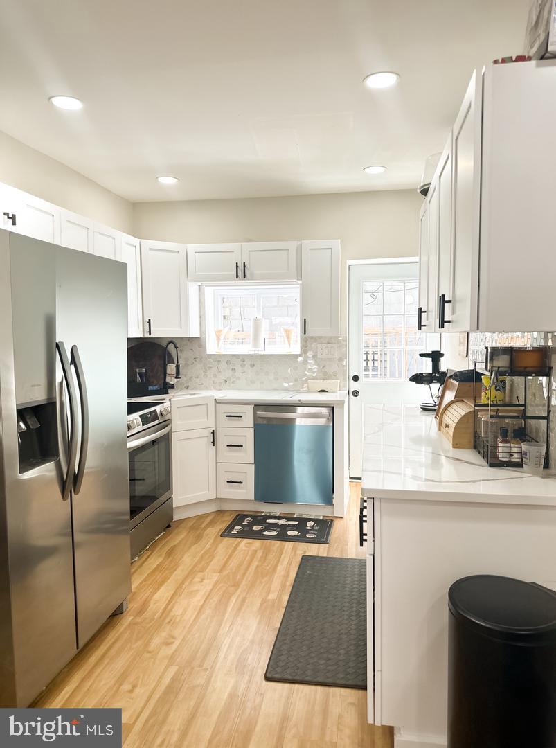 2552 S BEULAH STREET