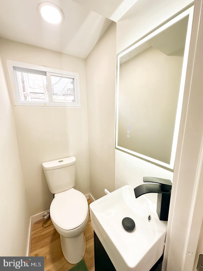 LOWER MOYAMENSING - Residential