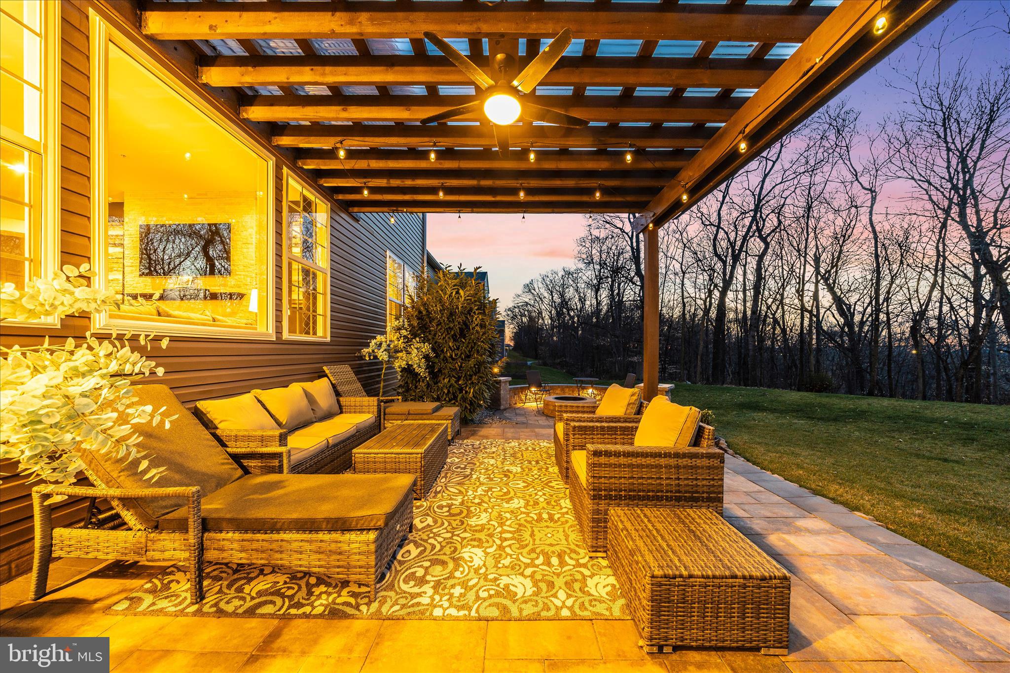 TALLYN RIDGE - Residential