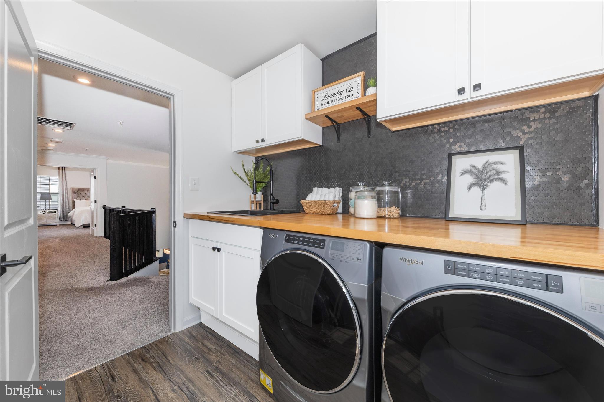 TALLYN RIDGE - Residential