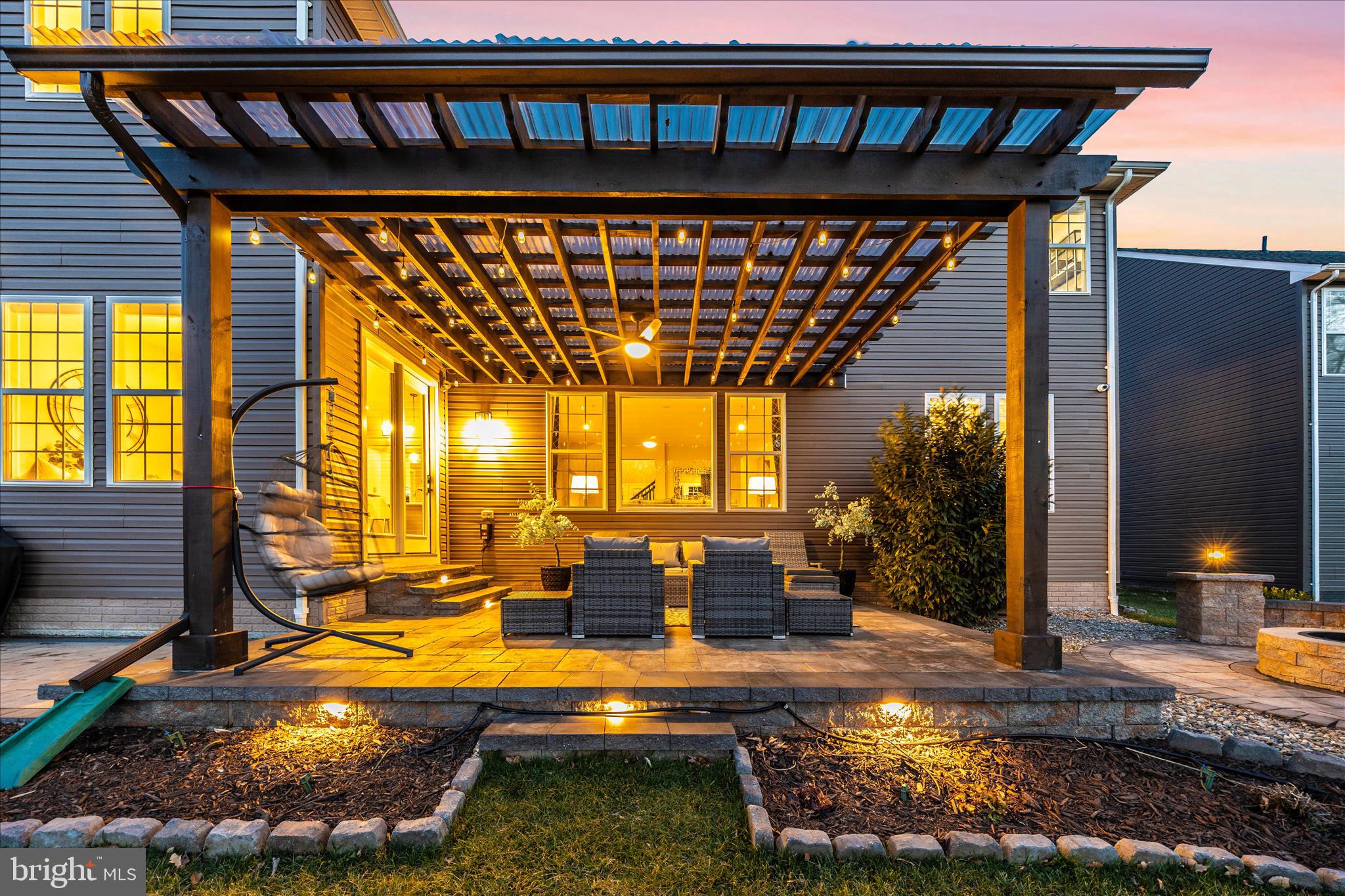 TALLYN RIDGE - Residential