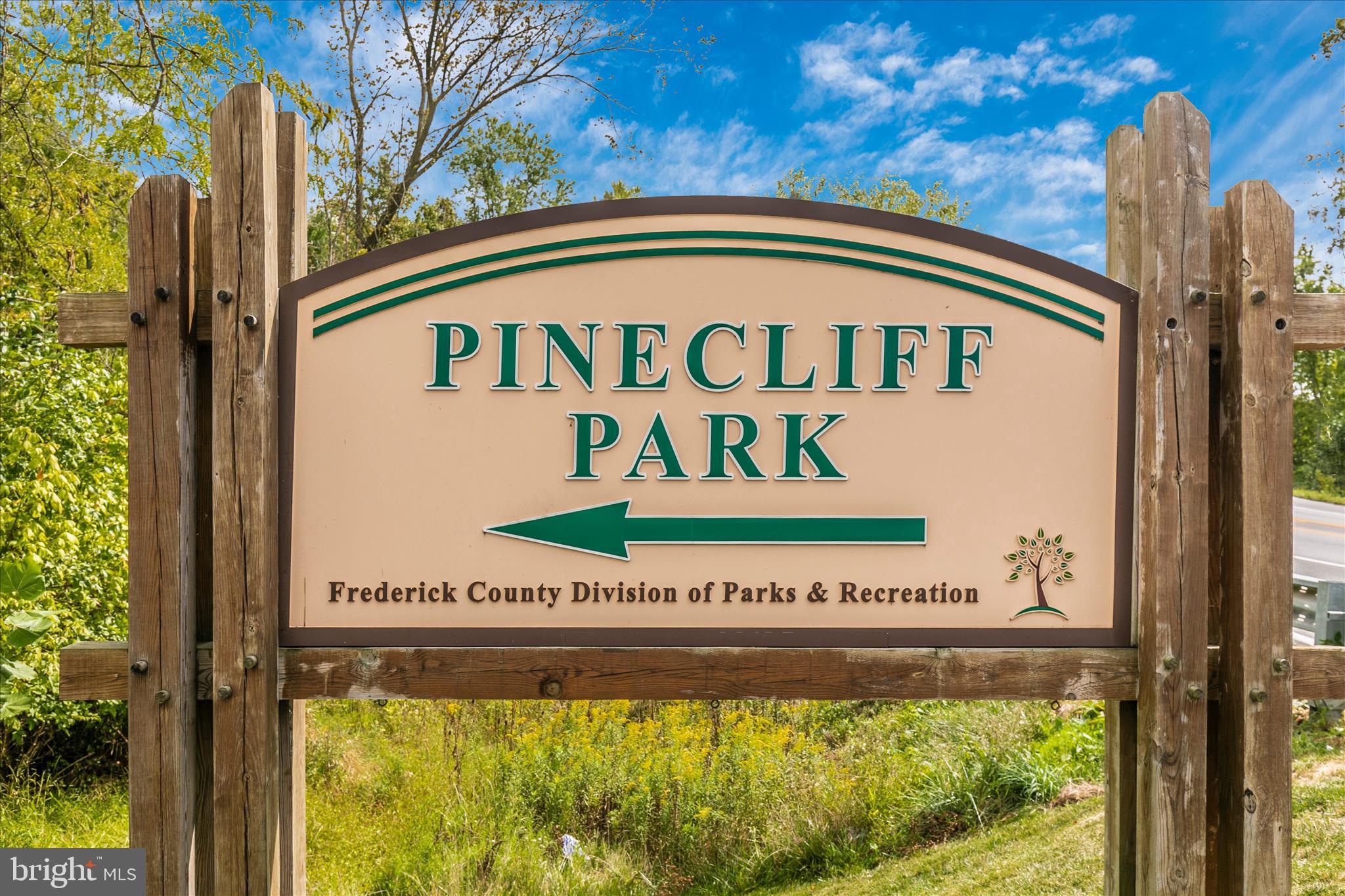 TALLYN RIDGE - Residential