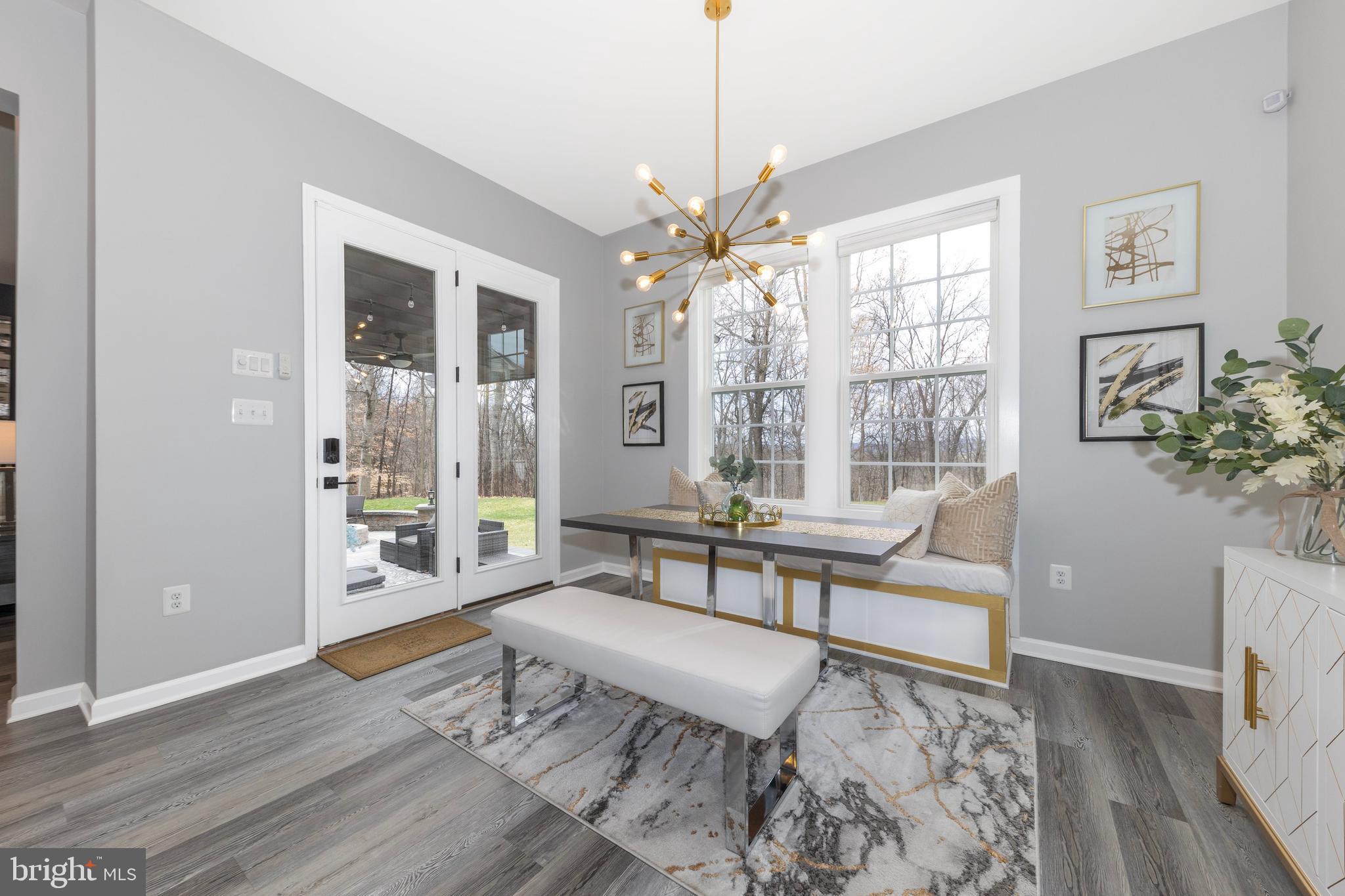 TALLYN RIDGE - Residential