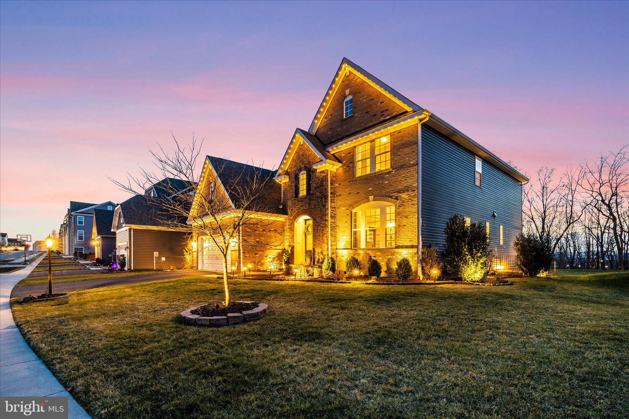 TALLYN RIDGE - Residential