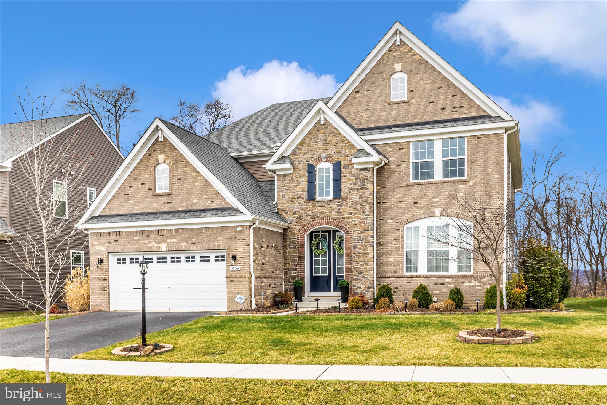 TALLYN RIDGE - Residential