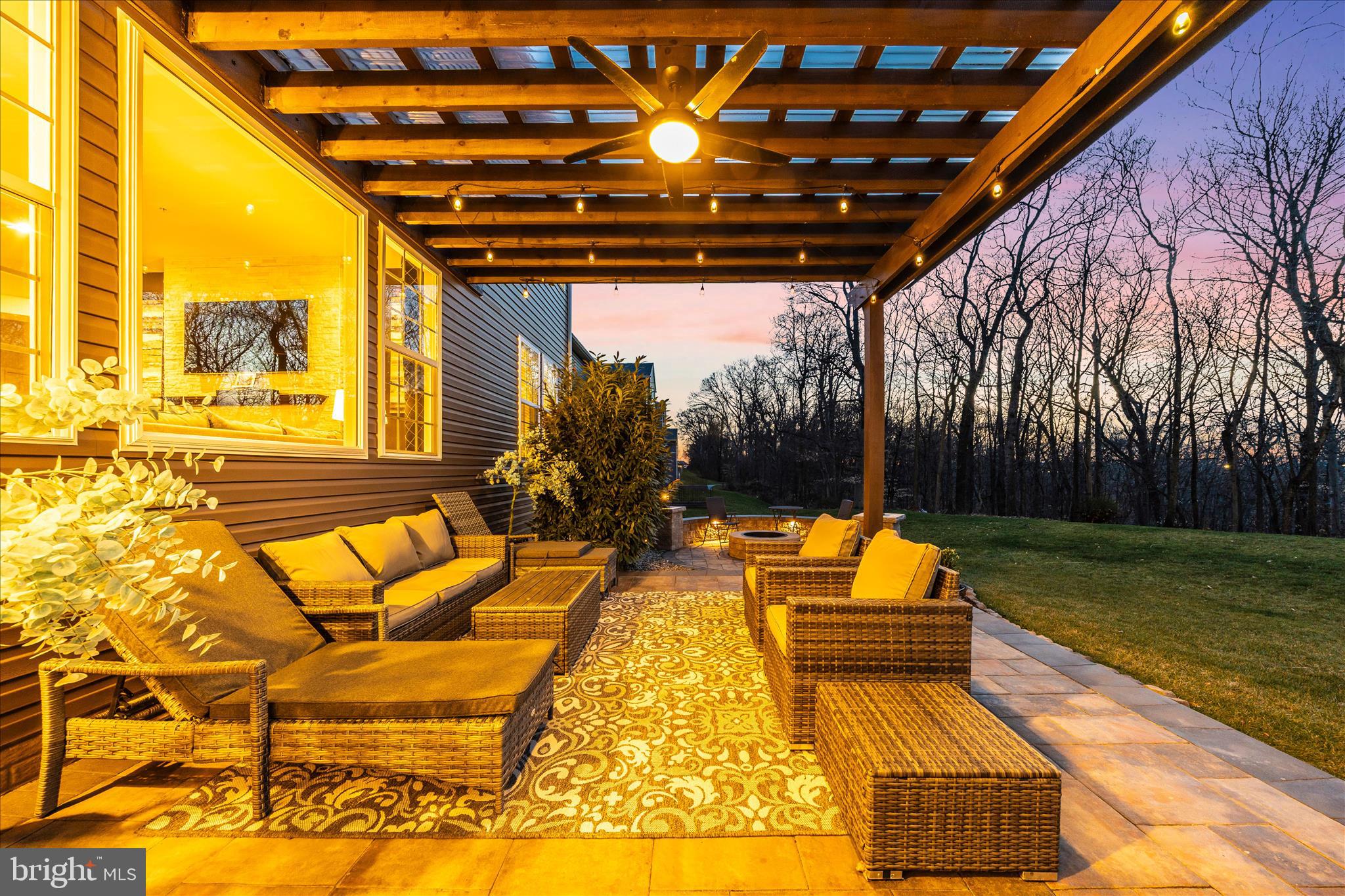 TALLYN RIDGE - Residential