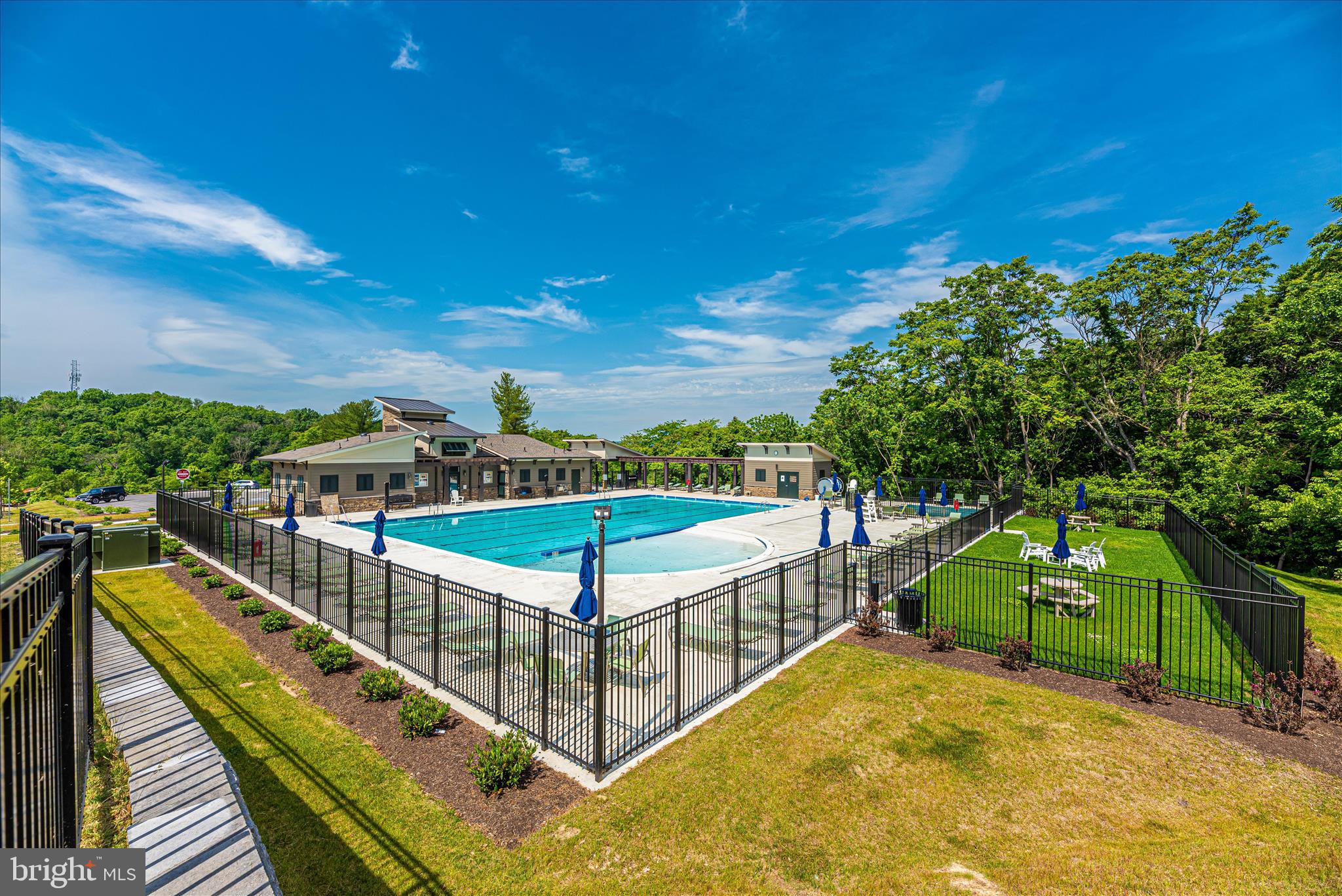 TALLYN RIDGE - Residential