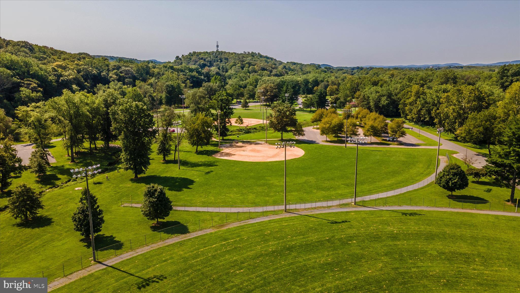 TALLYN RIDGE - Residential