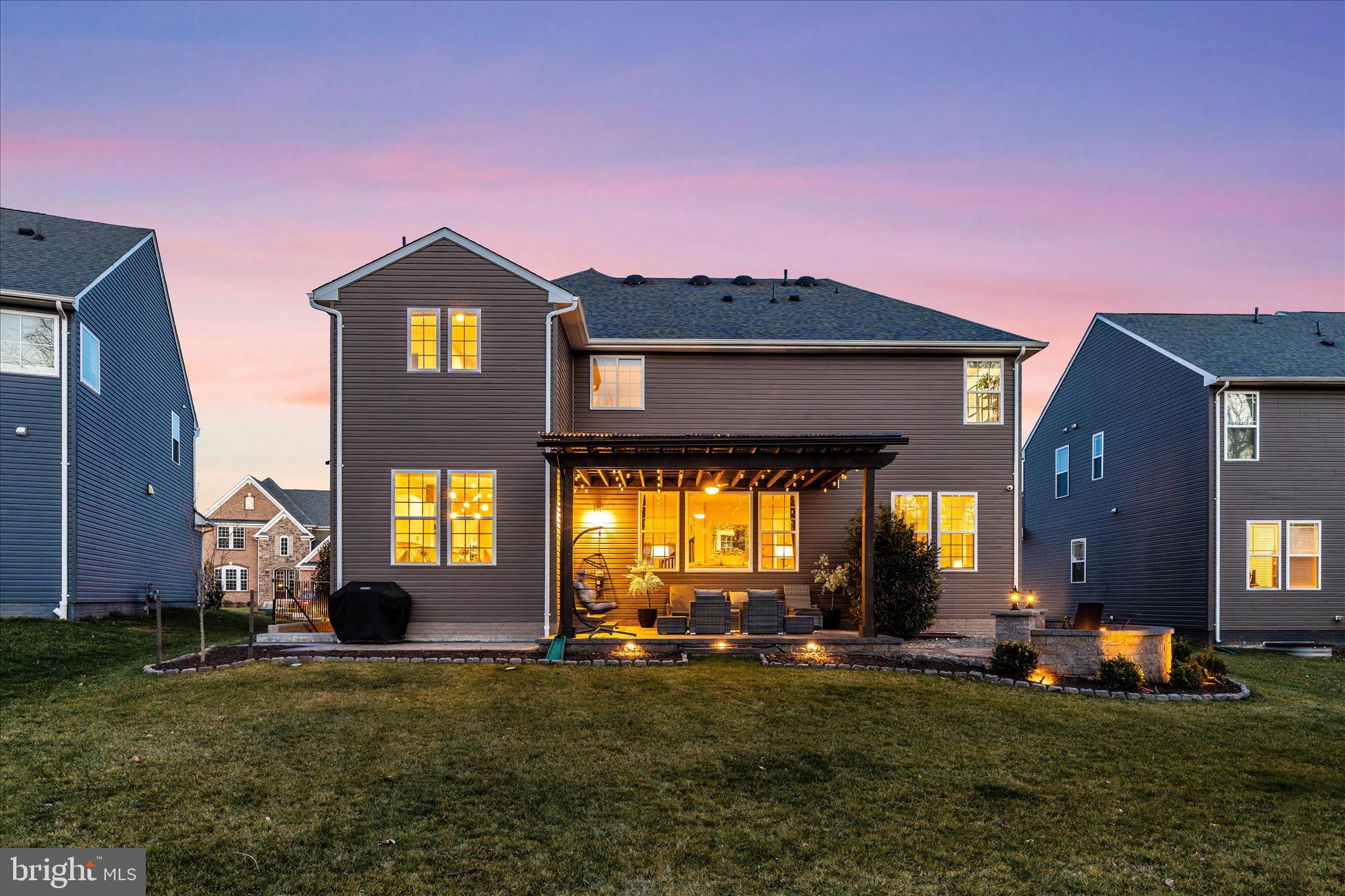 TALLYN RIDGE - Residential