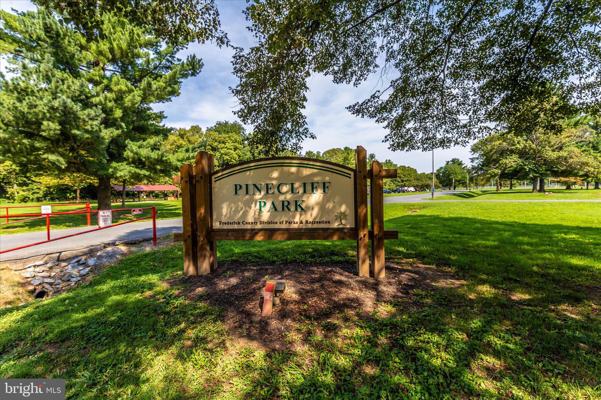 TALLYN RIDGE - Residential