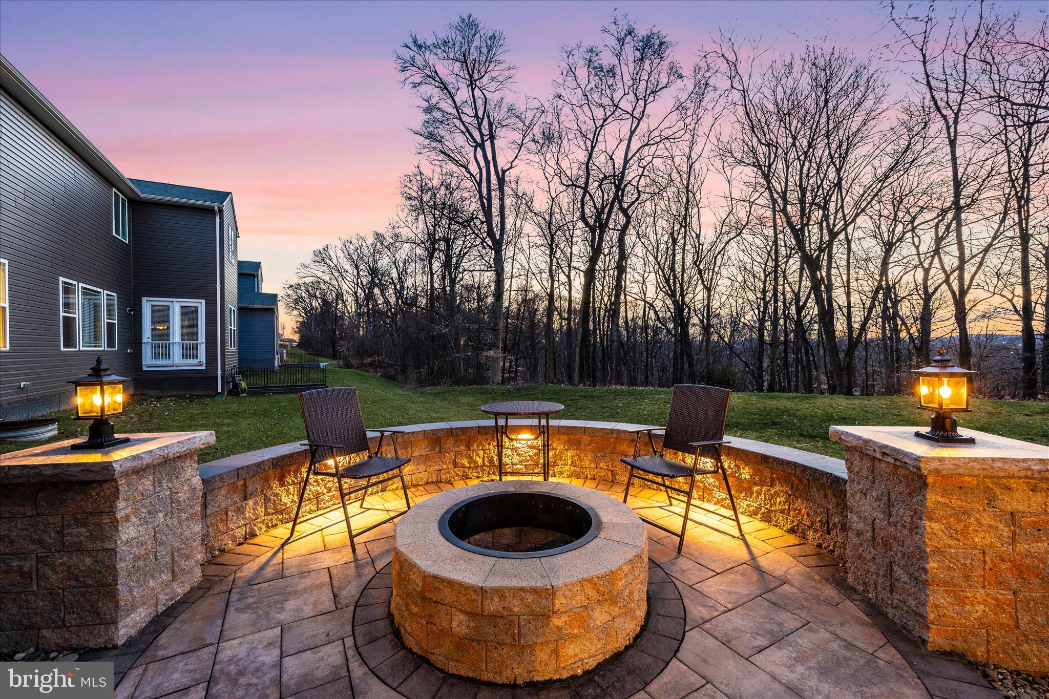 TALLYN RIDGE - Residential