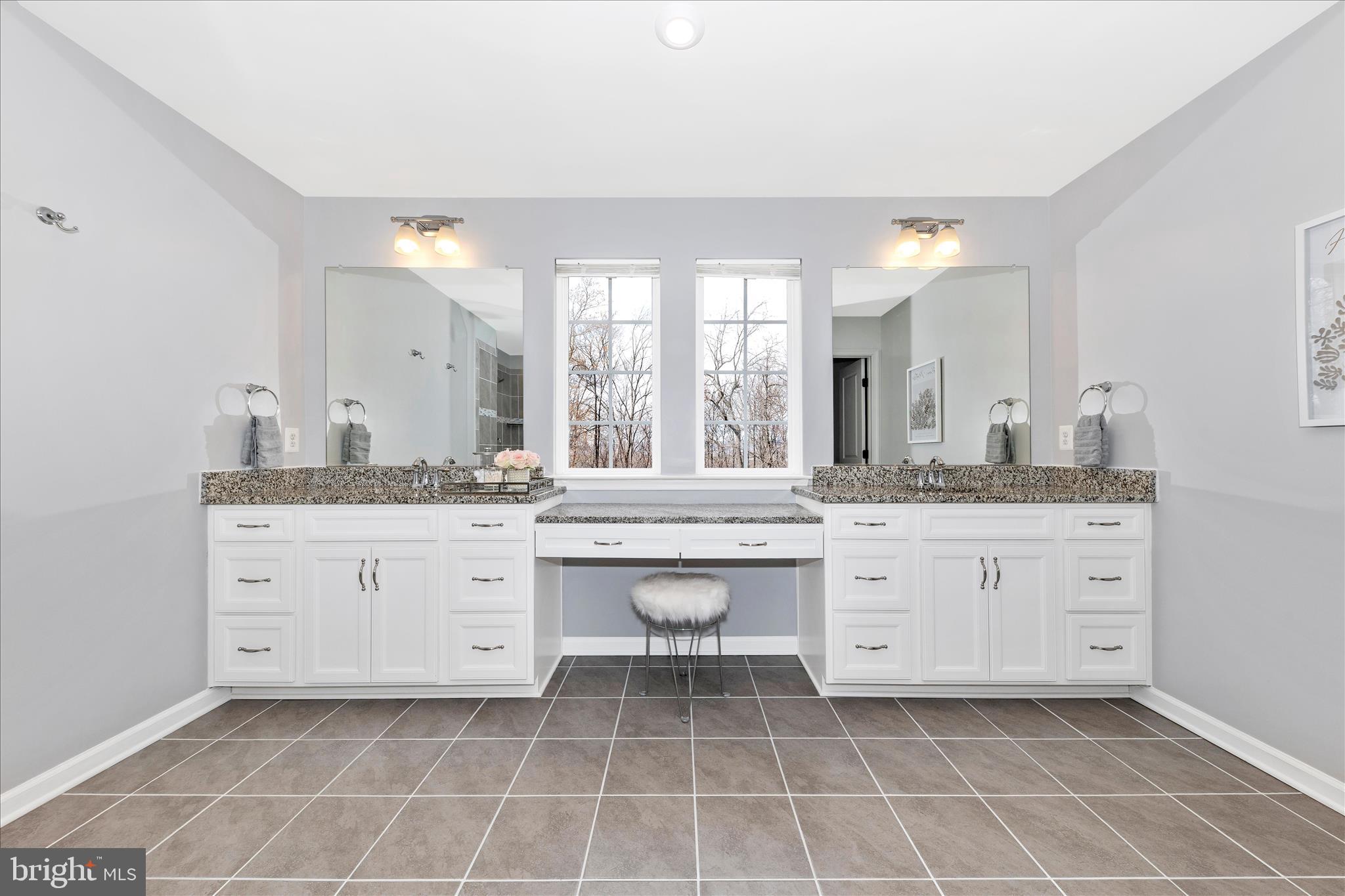 TALLYN RIDGE - Residential