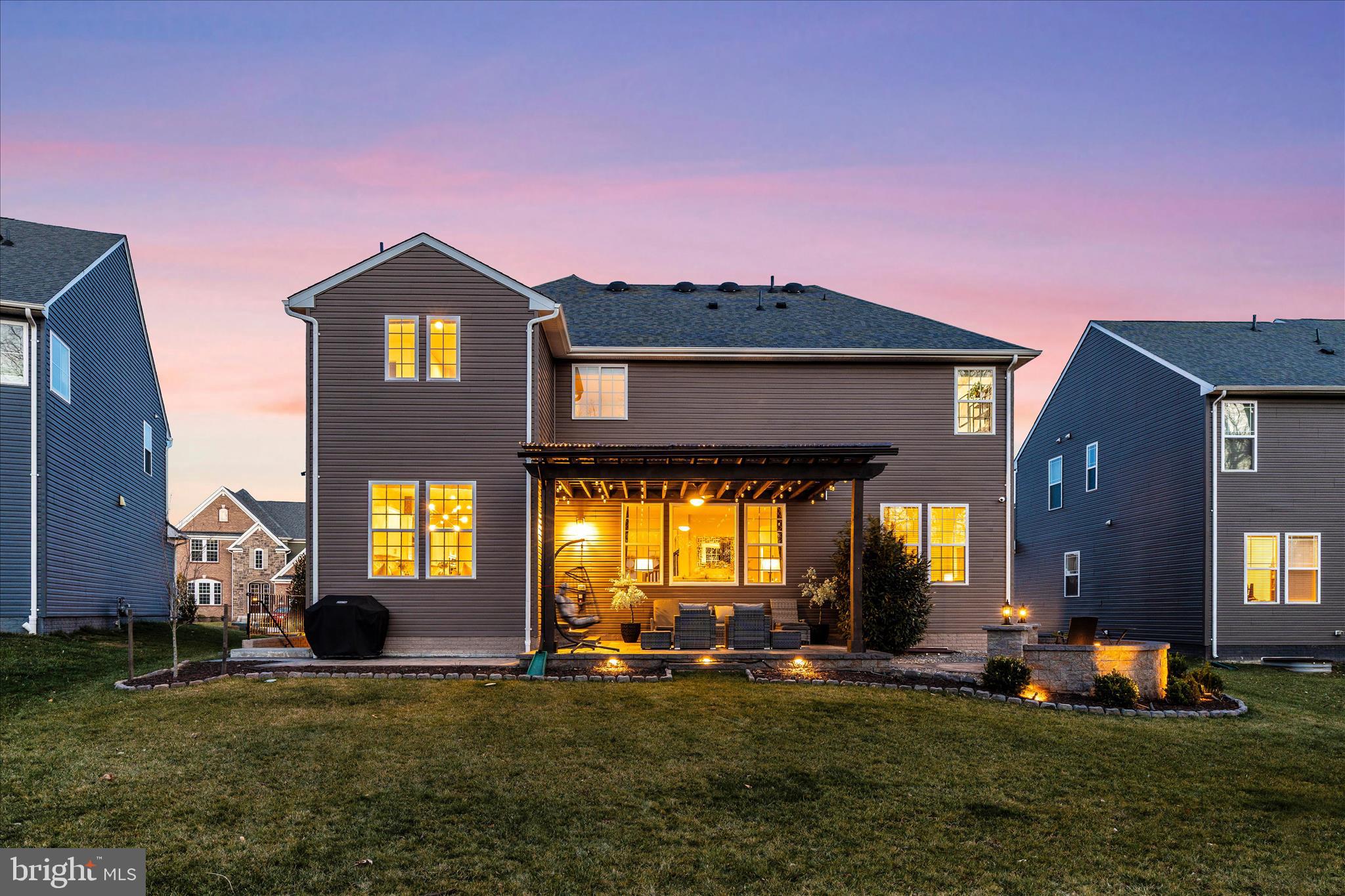 TALLYN RIDGE - Residential