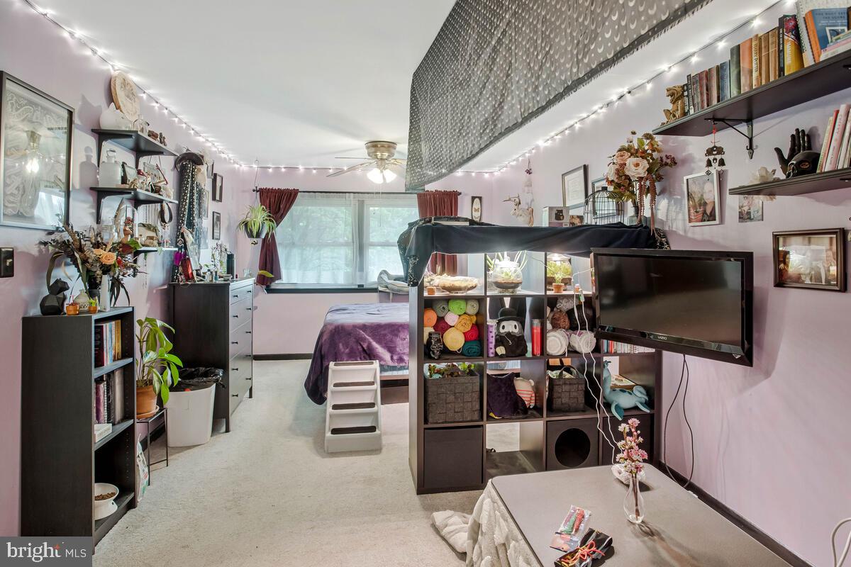 DALE CITY - Residential