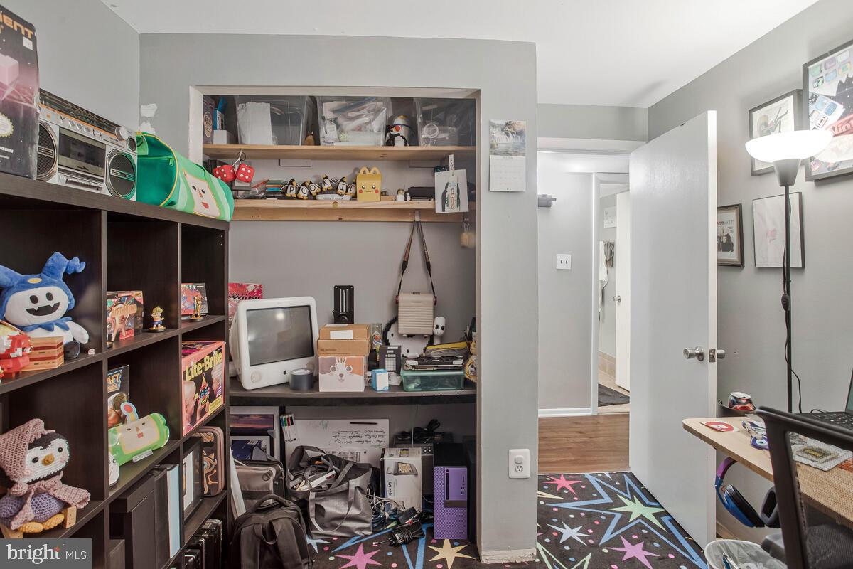 DALE CITY - Residential