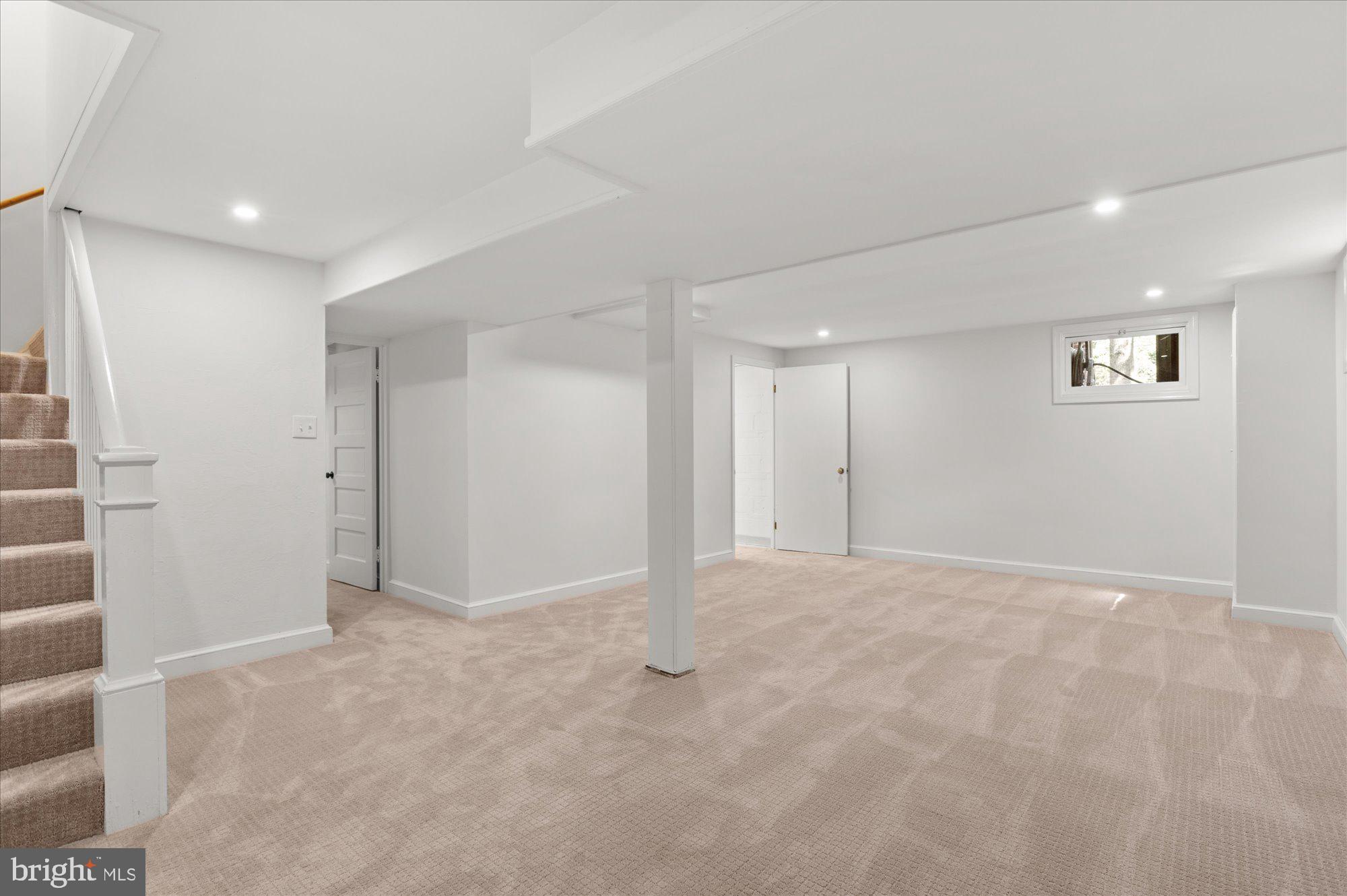 ROLLINGWOOD - Residential