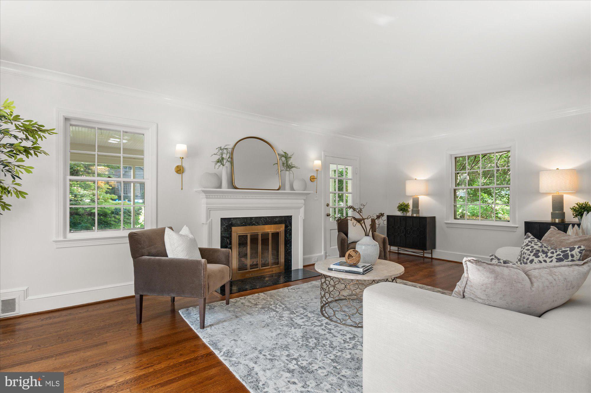 ROLLINGWOOD - Residential