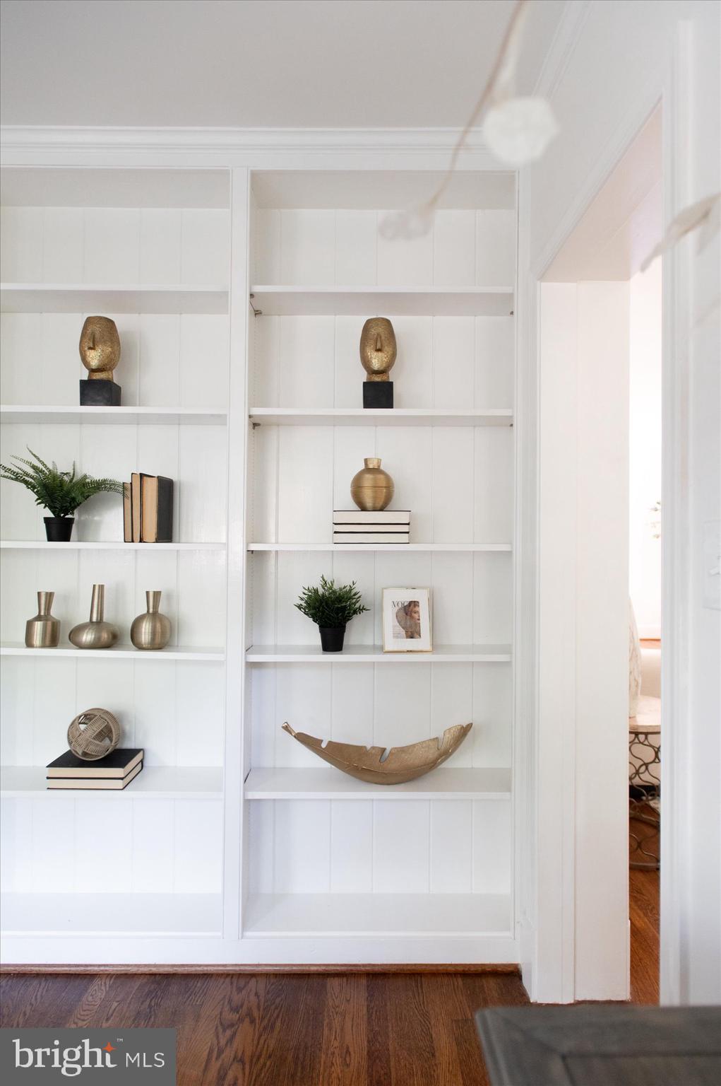 ROLLINGWOOD - Residential