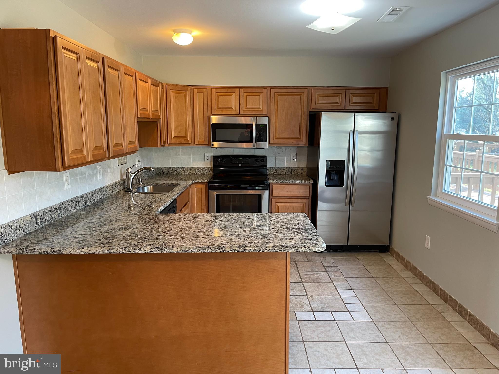 DALE CITY - Residential