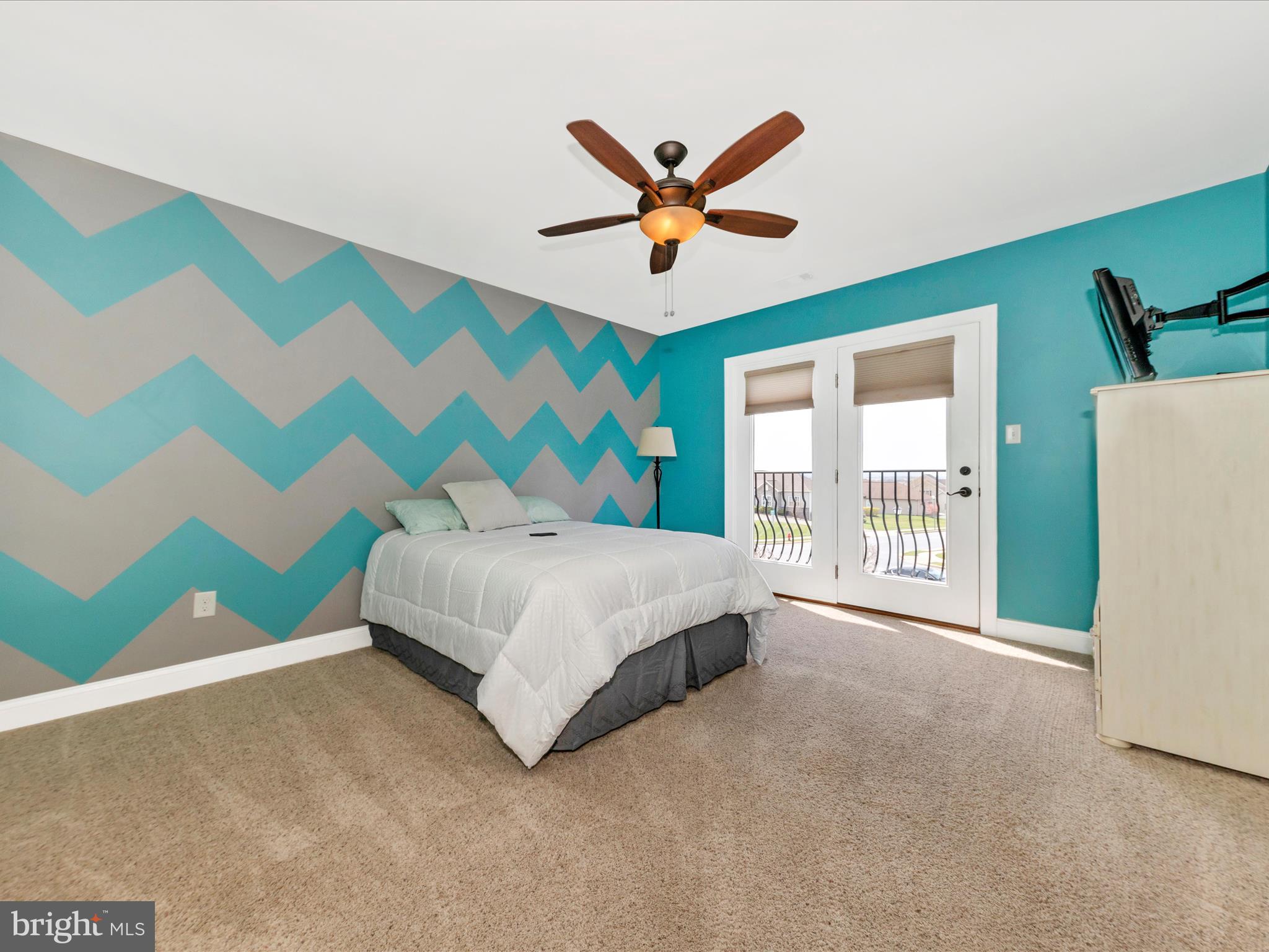 FOXFIELD AT MIDDLETOWN - Residential