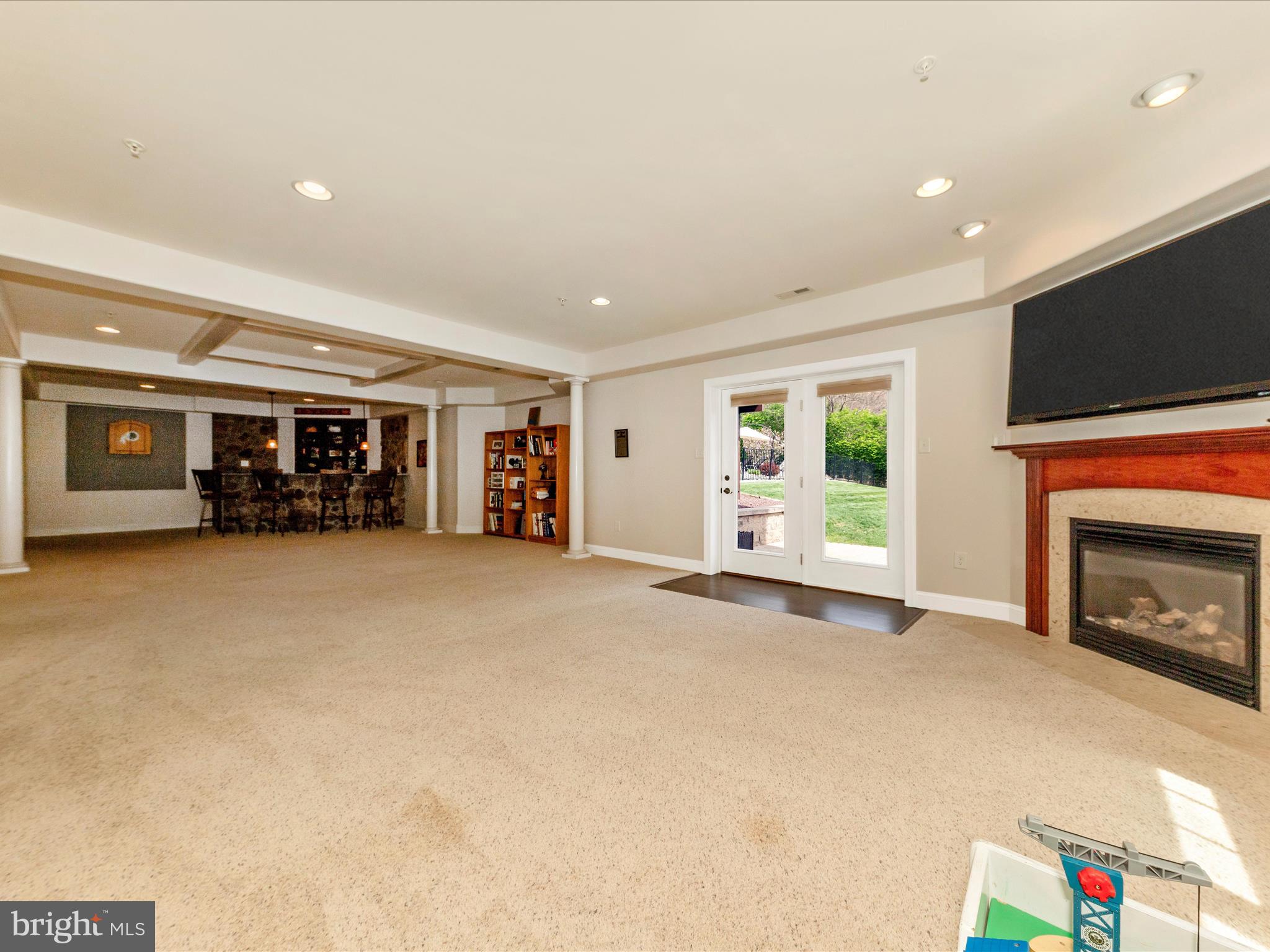 FOXFIELD AT MIDDLETOWN - Residential