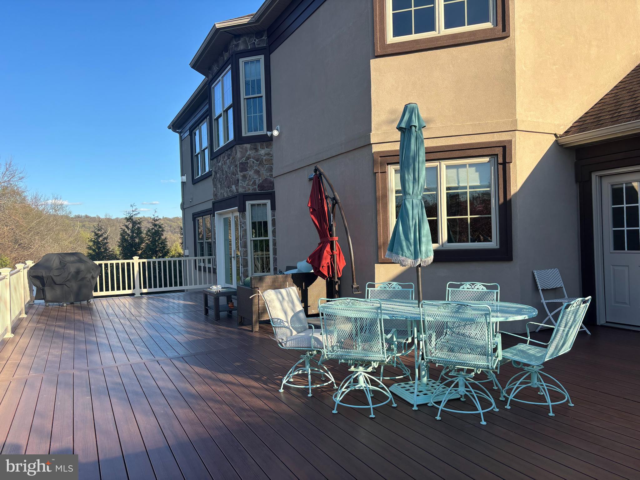 FOXFIELD AT MIDDLETOWN - Residential