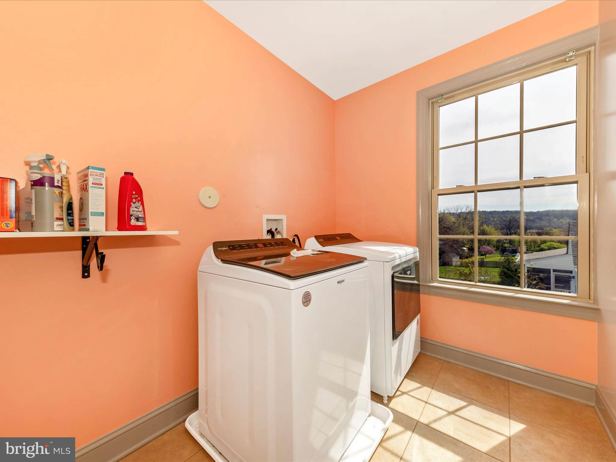 FOXFIELD AT MIDDLETOWN - Residential