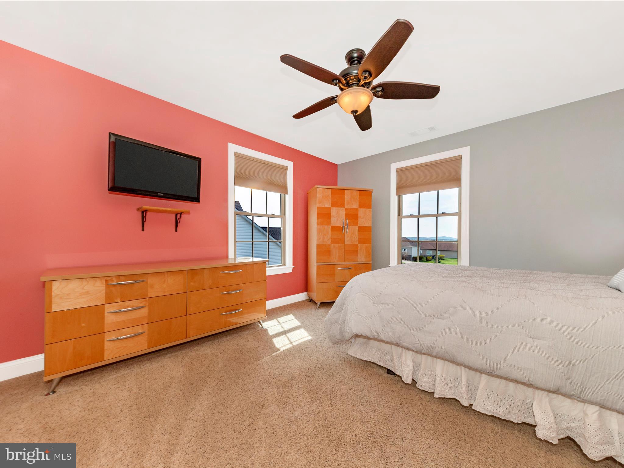 FOXFIELD AT MIDDLETOWN - Residential