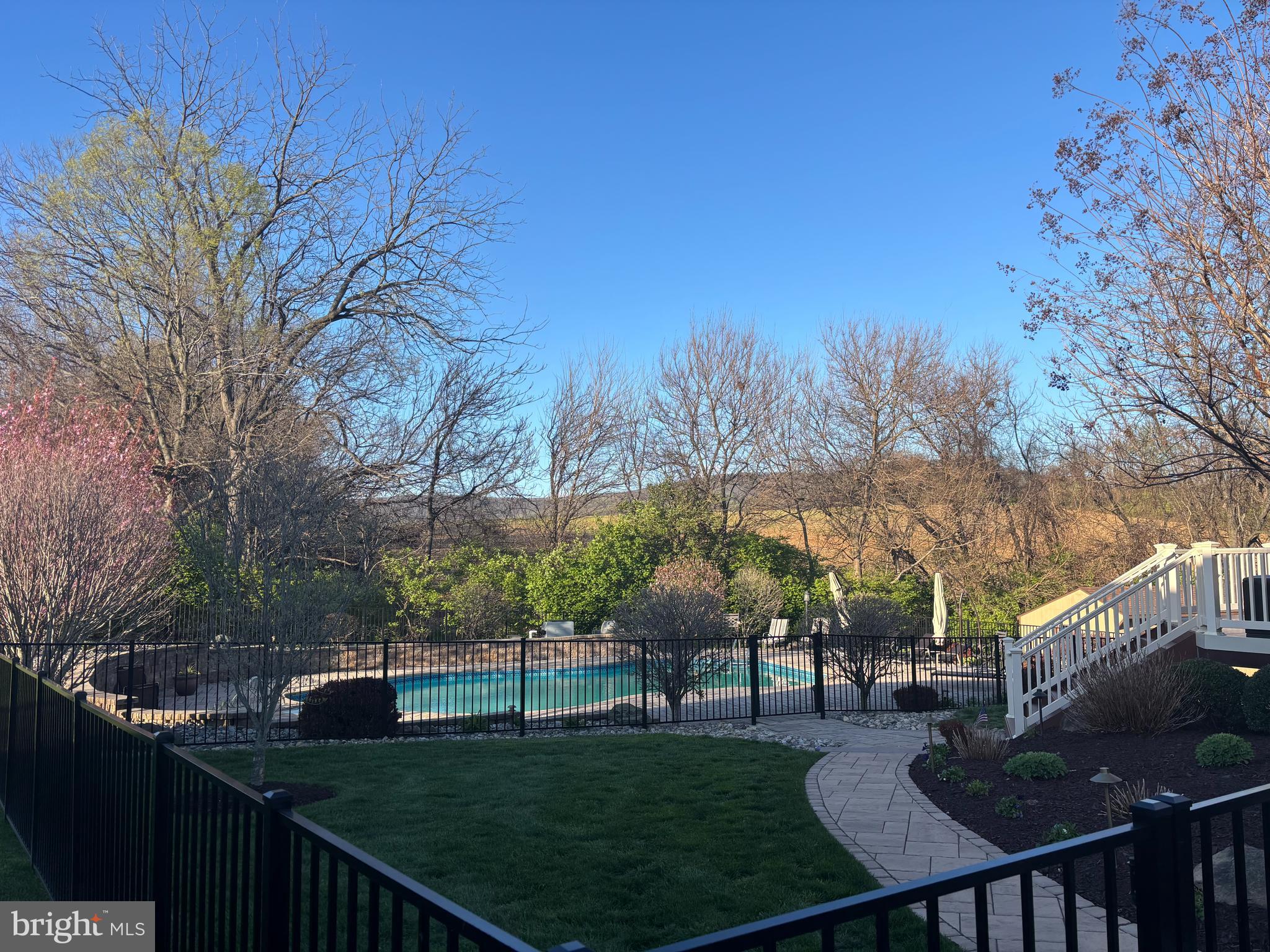 FOXFIELD AT MIDDLETOWN - Residential