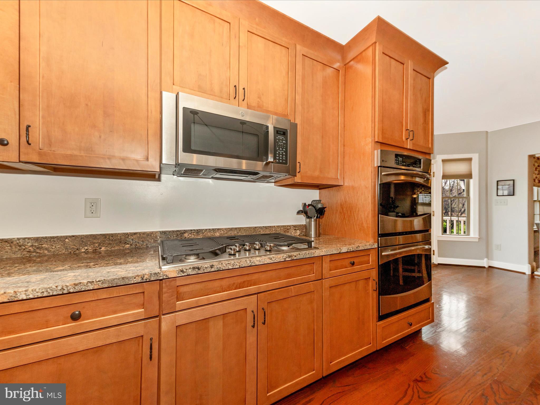 FOXFIELD AT MIDDLETOWN - Residential