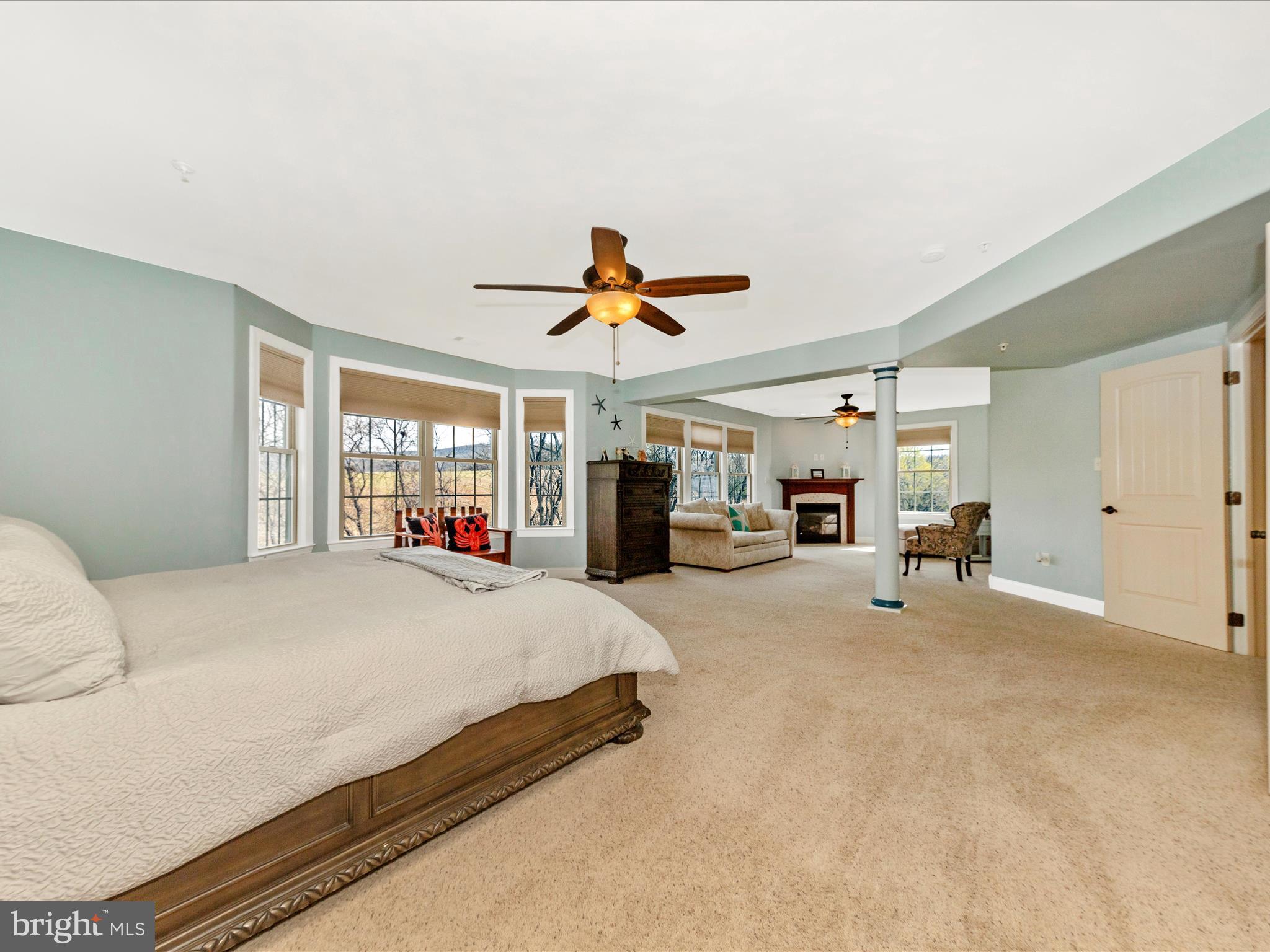 FOXFIELD AT MIDDLETOWN - Residential