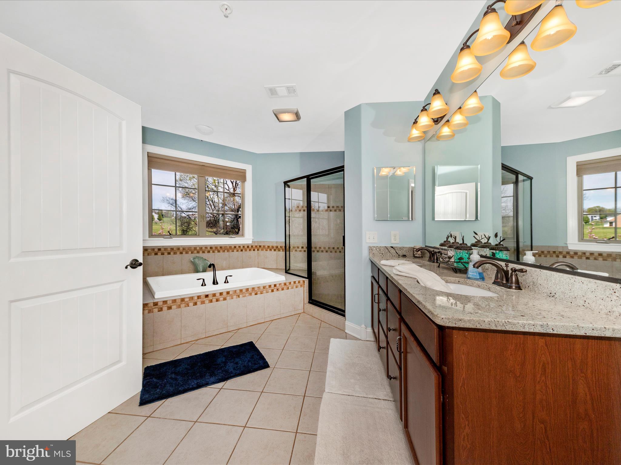 FOXFIELD AT MIDDLETOWN - Residential