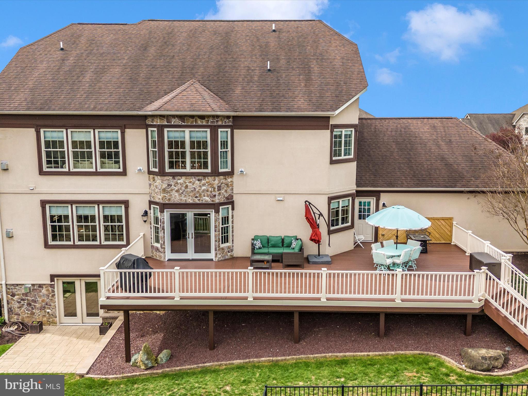 FOXFIELD AT MIDDLETOWN - Residential