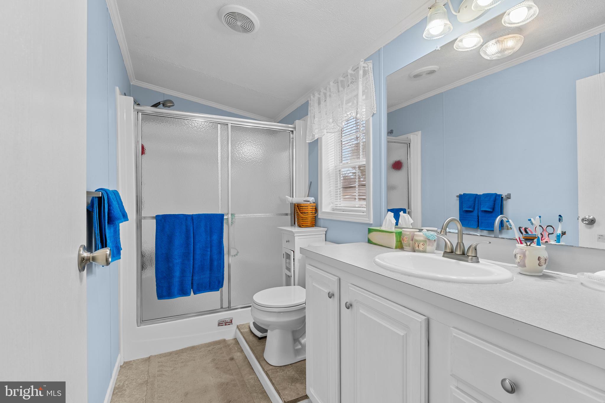 POTNETS LAKESIDE - Residential