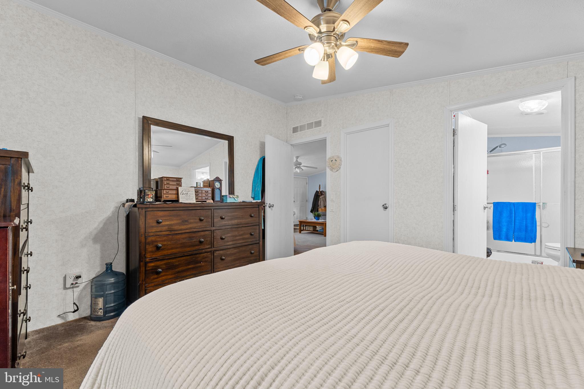 POTNETS LAKESIDE - Residential