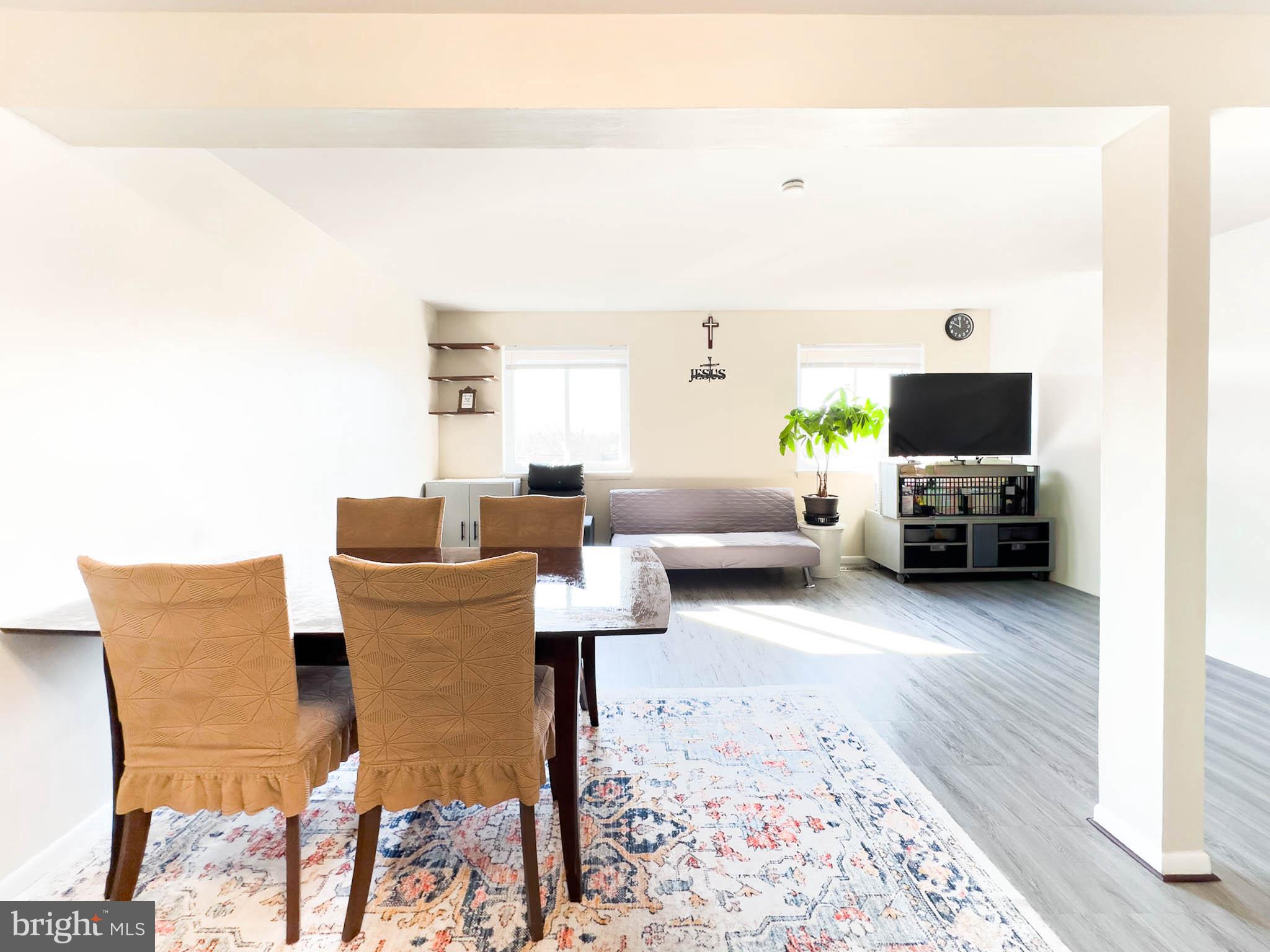 5859 HUNT HILL DRIVE 12-05