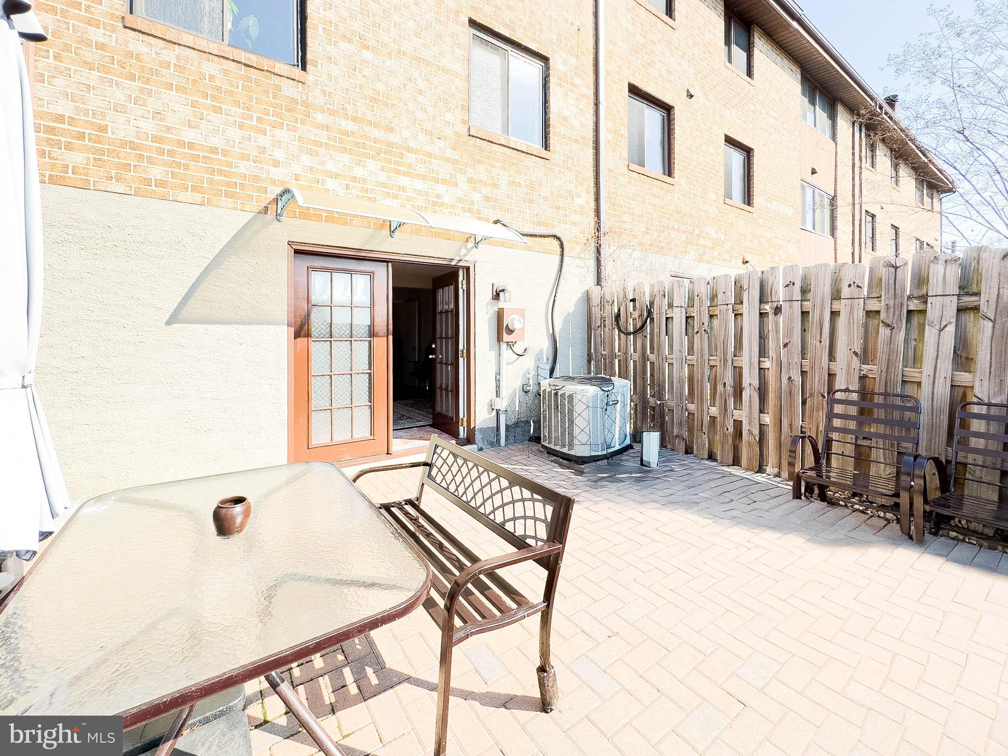 MONTGOMERY WOODS - Residential