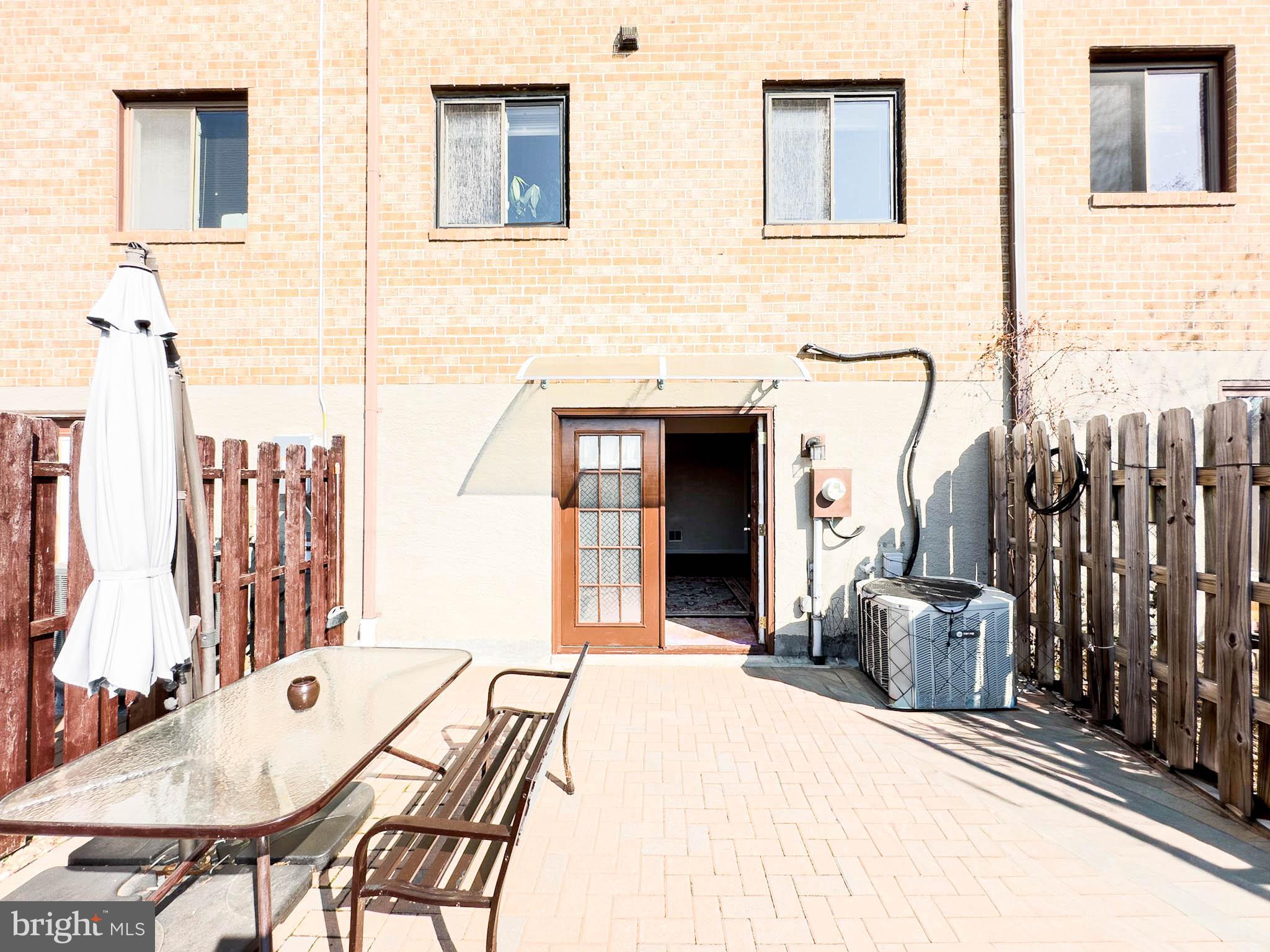 MONTGOMERY WOODS - Residential