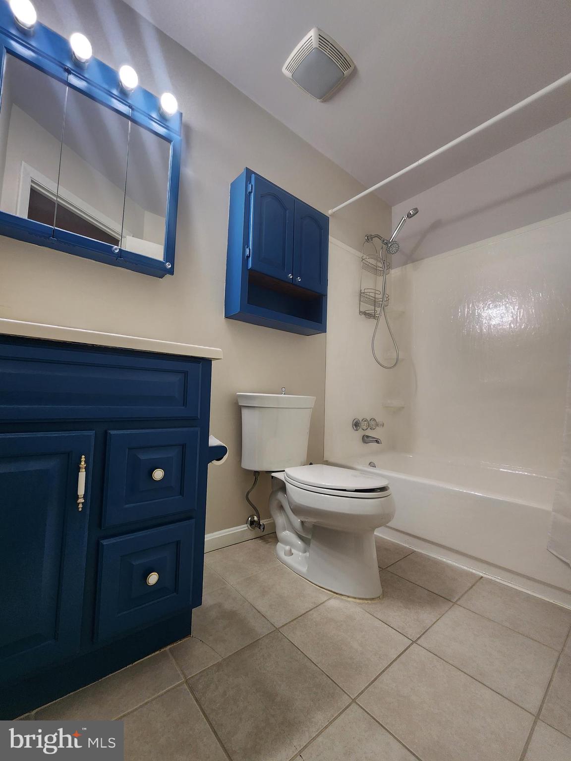 MONTGOMERY WOODS - Residential