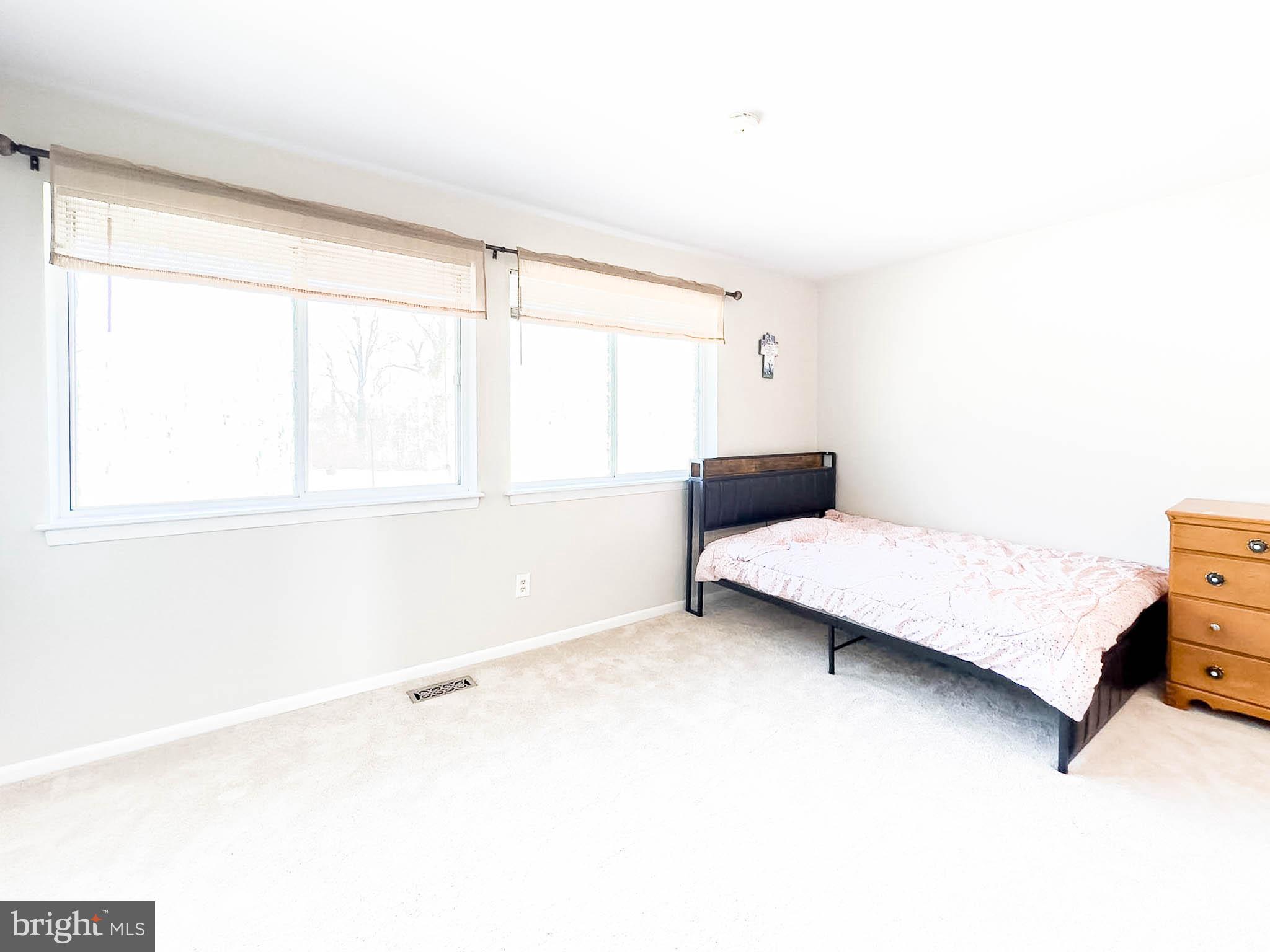 MONTGOMERY WOODS - Residential