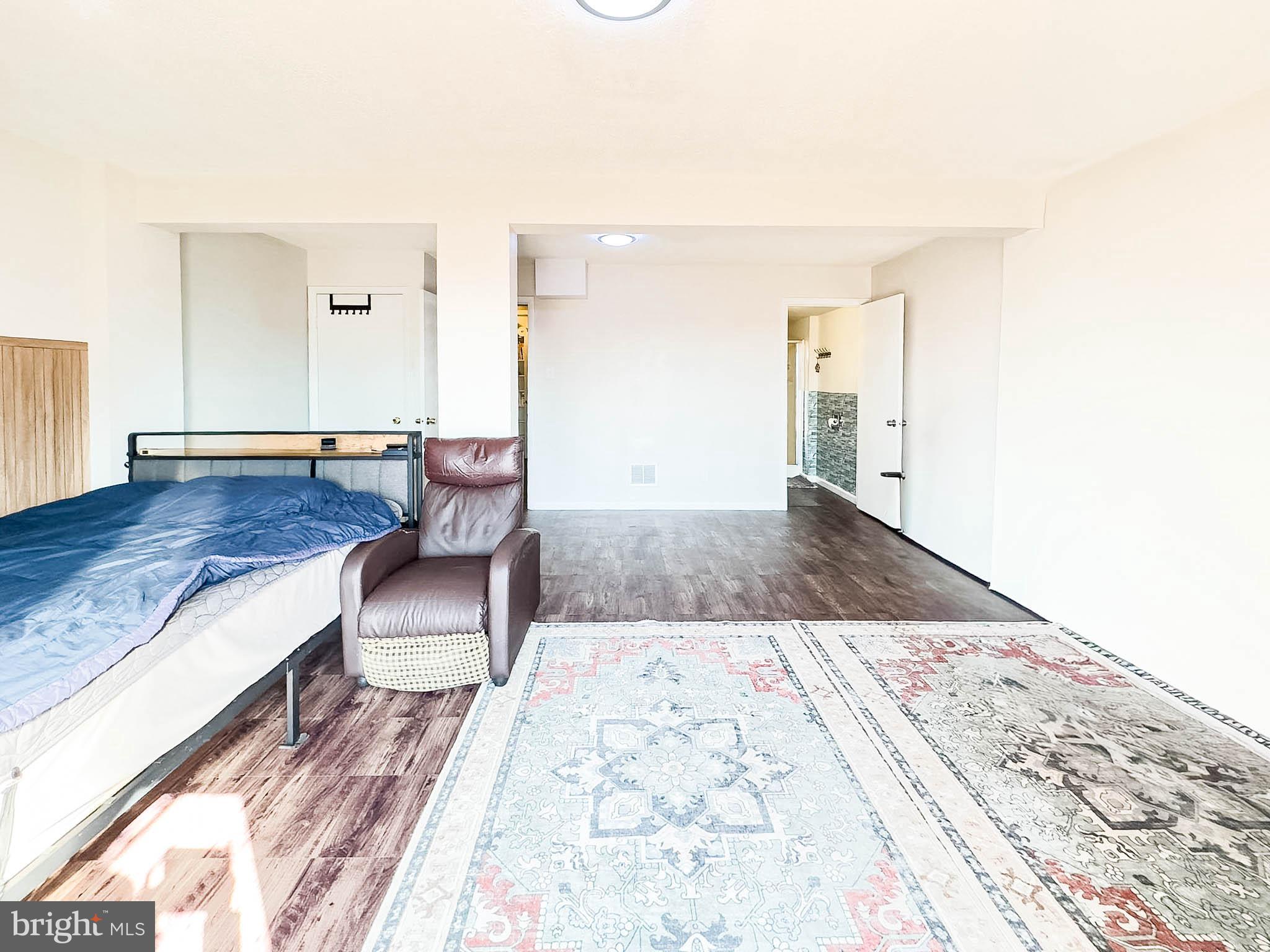 MONTGOMERY WOODS - Residential