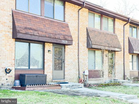 Photo of 5859 Hunt Hill Drive #12-05, ELKRIDGE, MD 21075 (MLS # MDHW2065144)