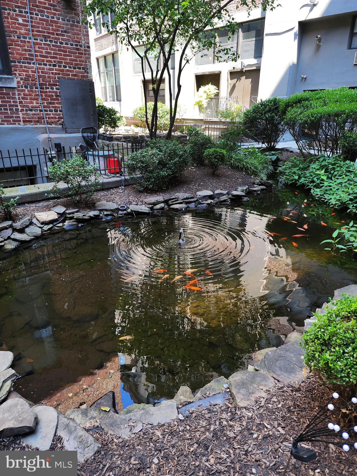 POINT BREEZE - Residential