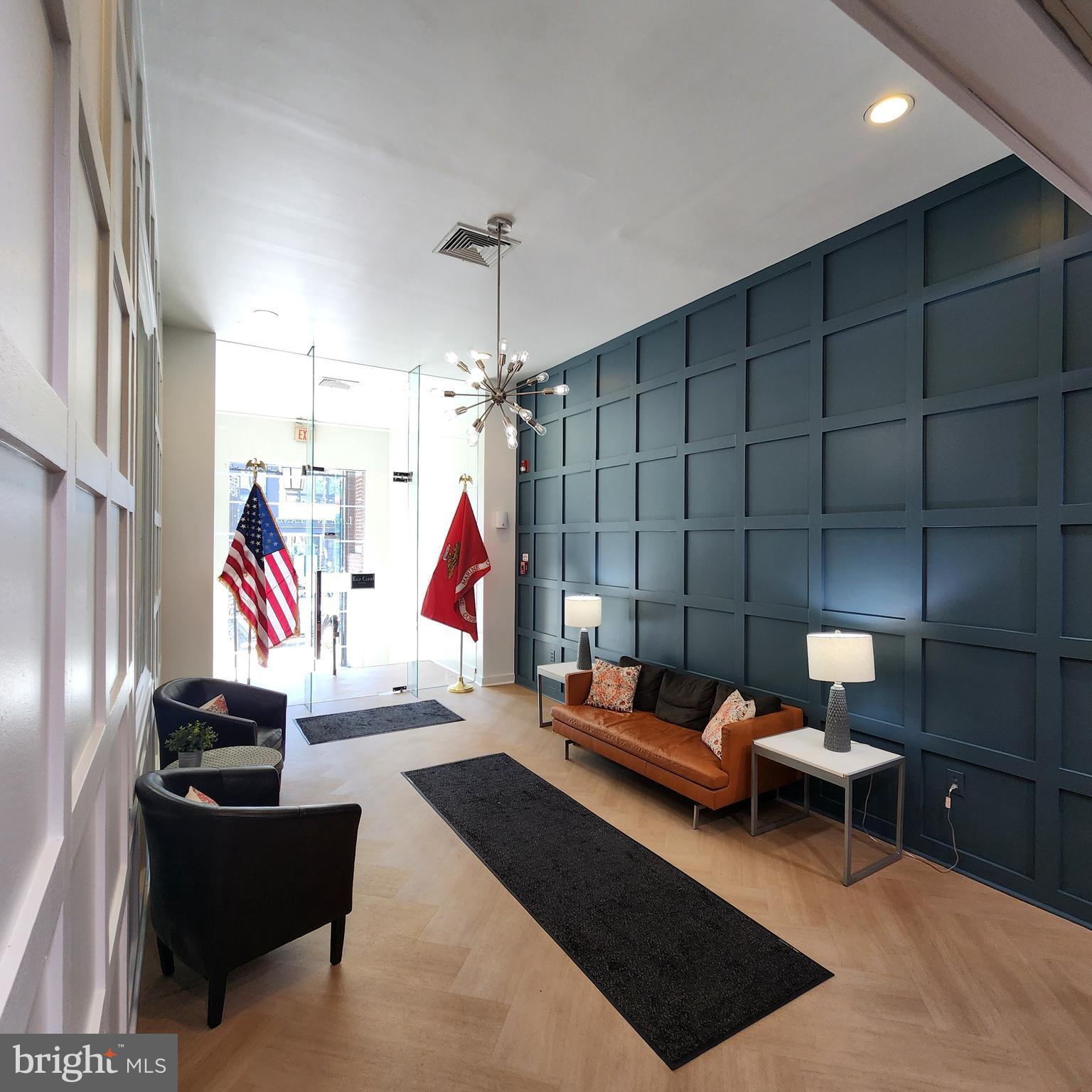 POINT BREEZE - Residential